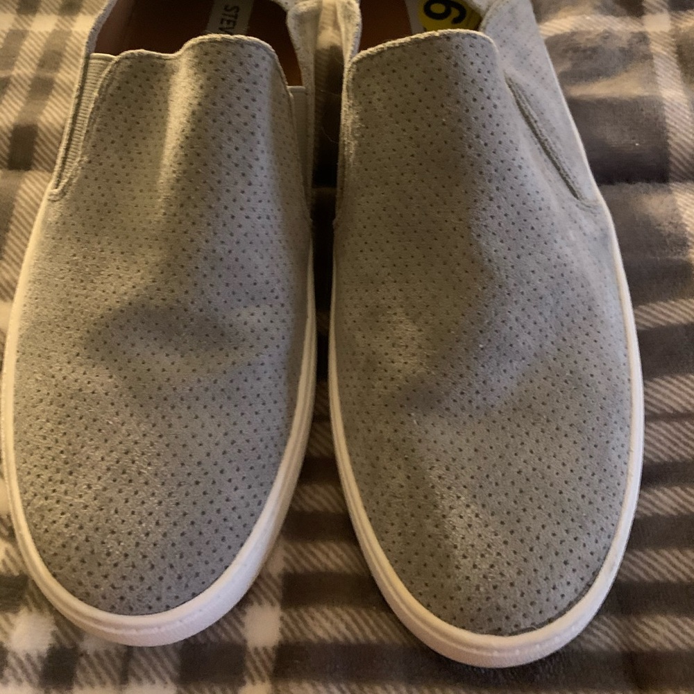 Steve Madden slip on shoes, worn once.